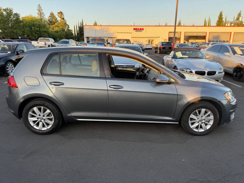 2015 Volkswagen Golf TSI SE