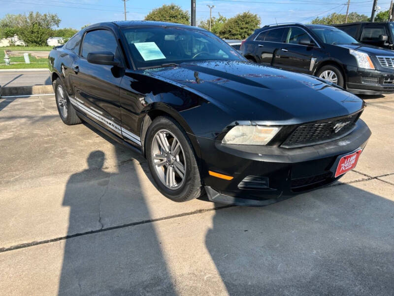 2012 Ford Mustang V6