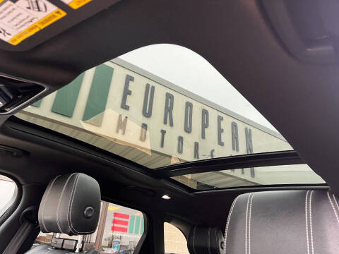 2019 Land Rover Range Rover Velar P250 S