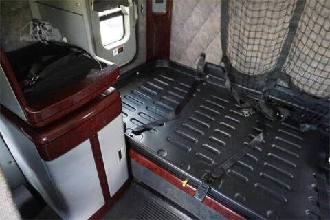 2016 Freightliner Coronado 132