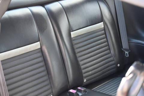 2004 Ford Mustang Mach 1 Premium