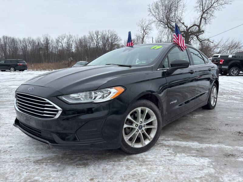 2019 Ford Fusion Hybrid SE's photo