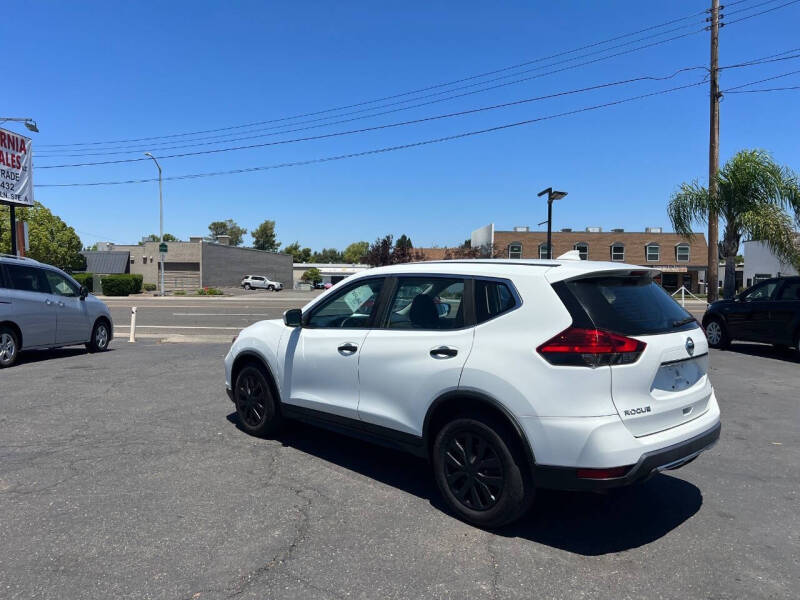 2017 Nissan Rogue S
