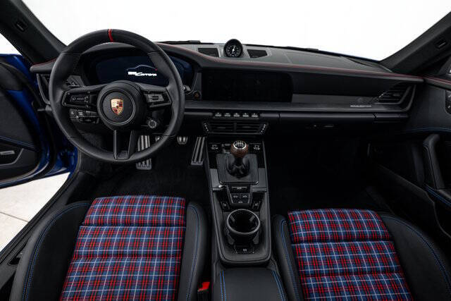 2026 Porsche 911 Carrera T