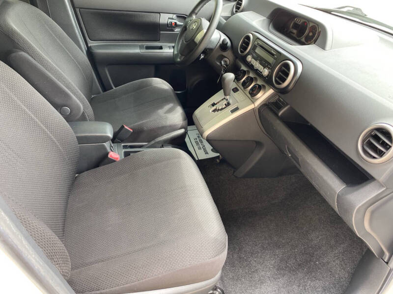 2008 Scion xB