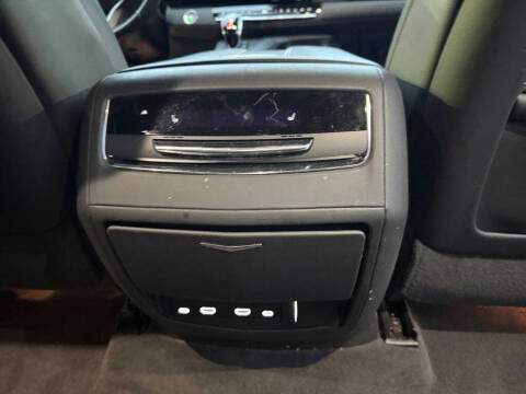 2023 Cadillac Escalade Sport