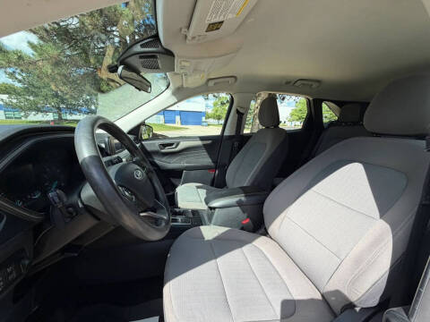 2022 Ford Escape S
