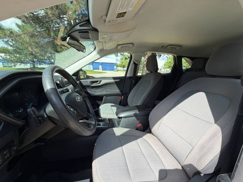 2022 Ford Escape S