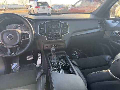 2018 Volvo XC90 T6 R-Design