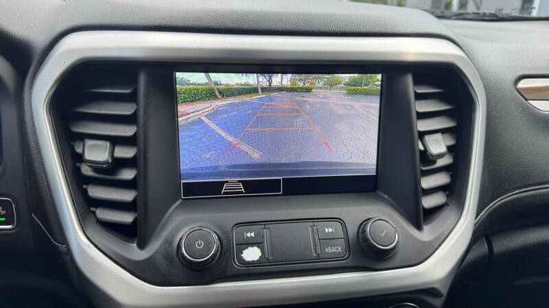 2021 GMC Acadia SLE