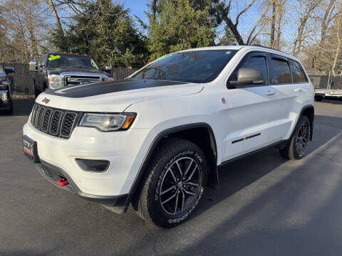 2018 Jeep Grand Cherokee for sale at LULAY'S CAR CONNECTION in Salem OR