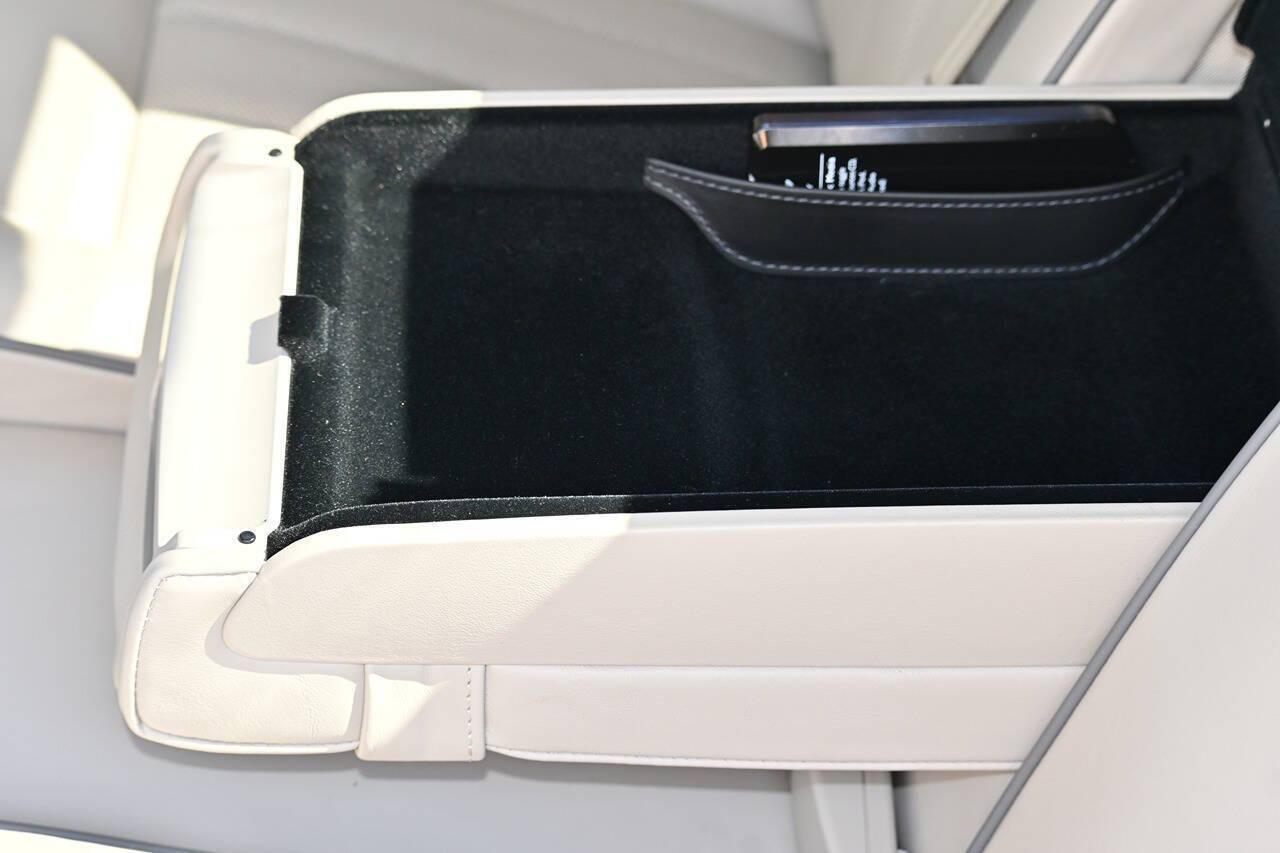 2012 Bentley Continental 52