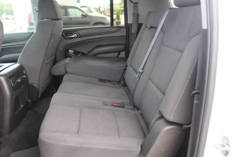 2017 Chevrolet Suburban LS