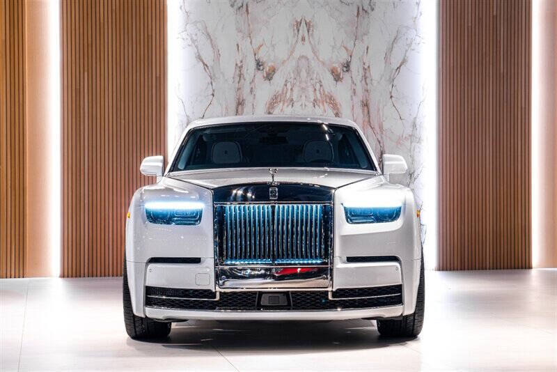 2025 Rolls-Royce Phantom