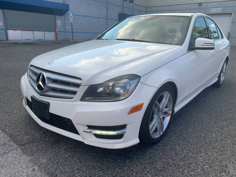 2013 Mercedes-Benz C-Class C 300 Luxury 4MATIC