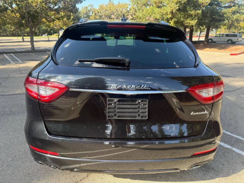 2017 Maserati Levante