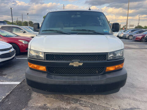 2018 Chevrolet Express 2500