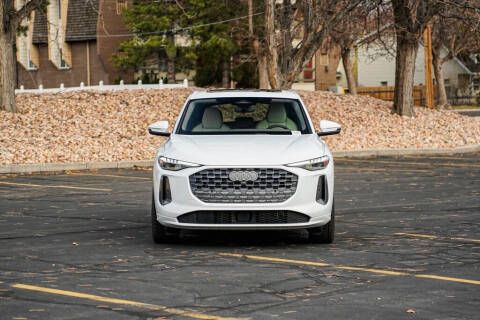 2025 Audi Q5 quattro Prestige TFSI