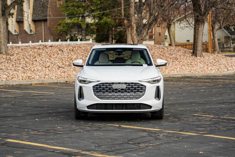 2025 Audi Q5 quattro Prestige TFSI