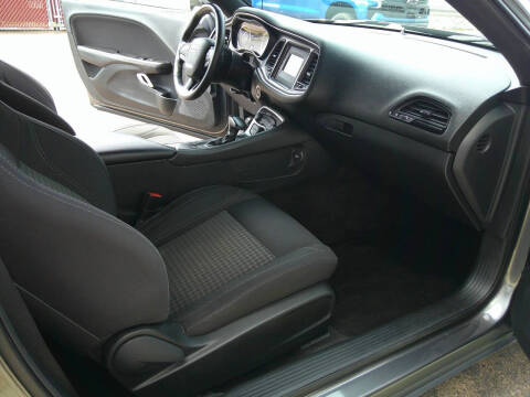 2015 Dodge Challenger SXT