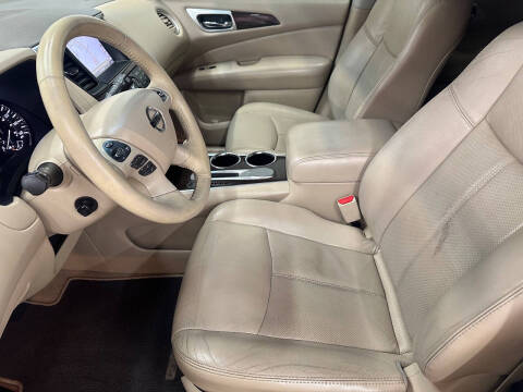 2014 Nissan Pathfinder Platinum
