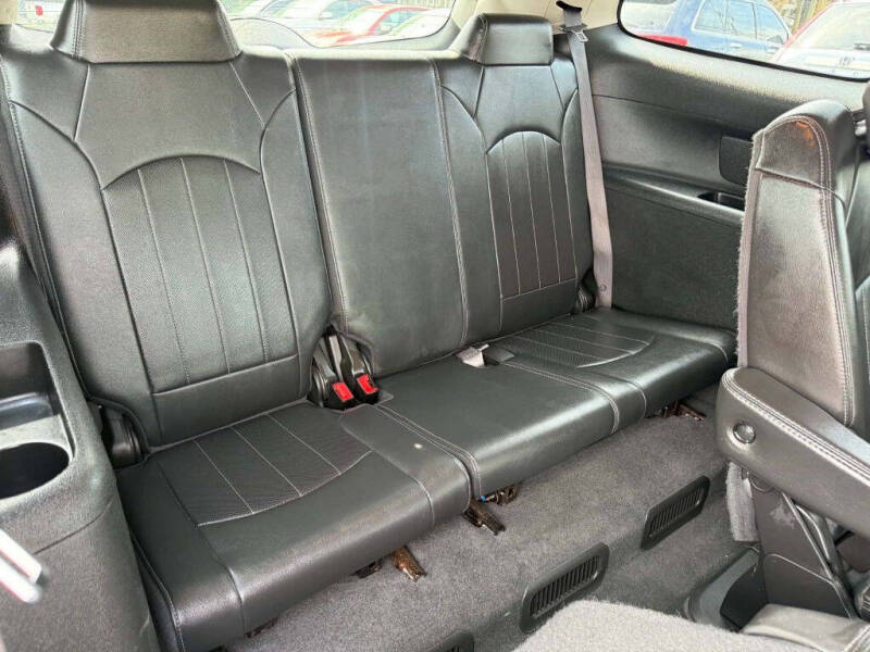 2017 Buick Enclave Leather