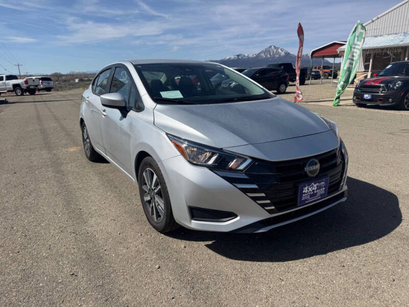 2023 Nissan Versa SV