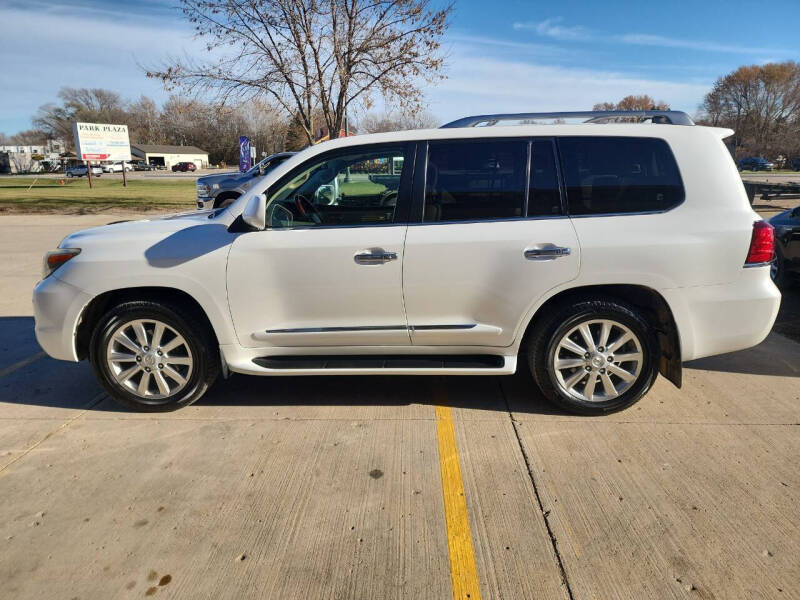 2010 Lexus LX 570