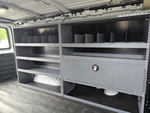 2025 GMC Savana 2500