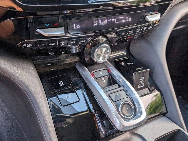 2024 Acura MDX w/Tech