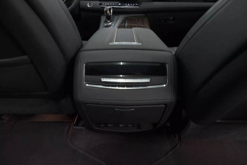 2021 Cadillac Escalade ESV Sport Platinum