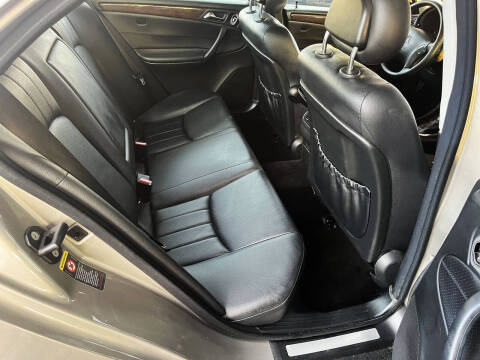 2005 Mercedes-Benz C-Class C 320