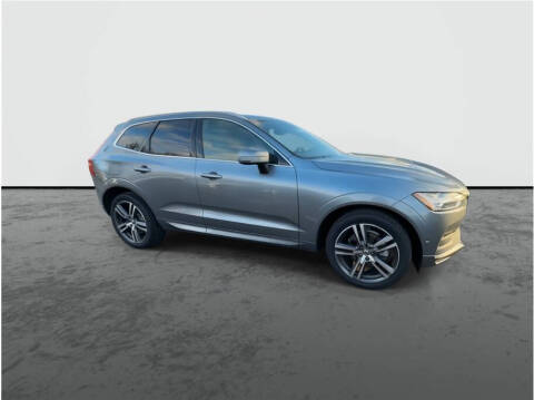 2018 Volvo XC60 T5 Momentum