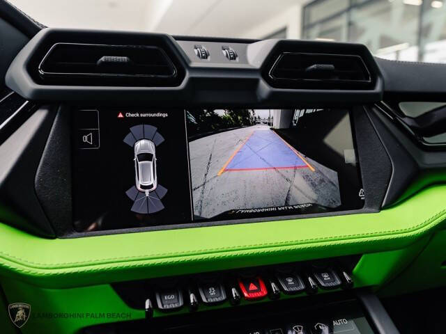 2025 Lamborghini Urus SE