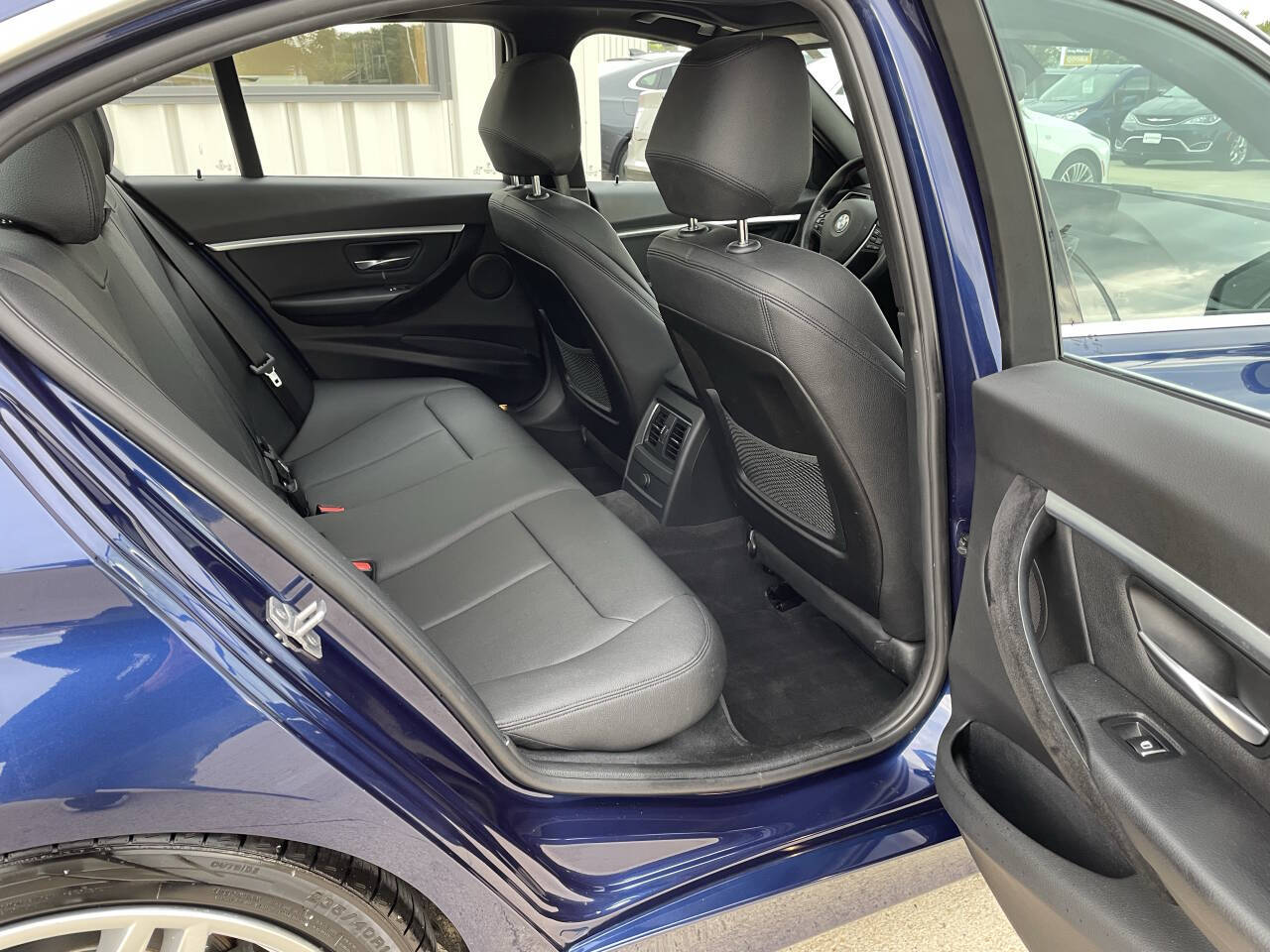 2017 Bmw 330i 330i xDrive photo 12