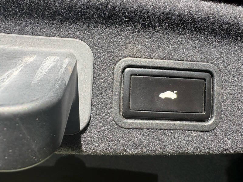 2011 Audi A8 L quattro