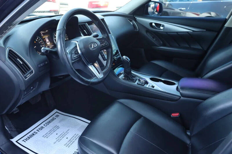 2021 Infiniti Q50 Luxe