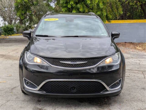 2019 Chrysler Pacifica Touring L Plus