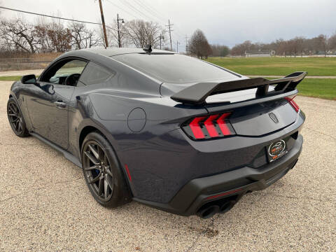 2024 Ford Mustang Dark Horse