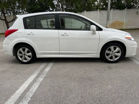 2011 Nissan Versa 1.8 SL