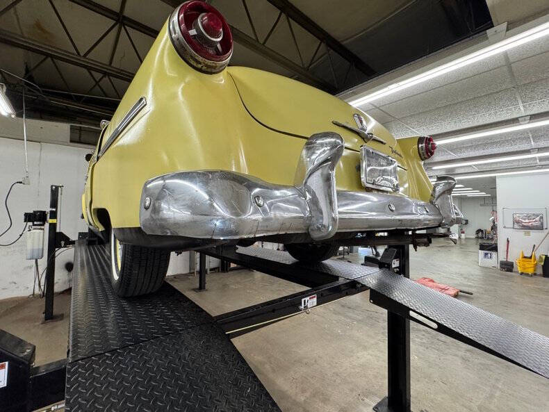 1954 Ford Crestline