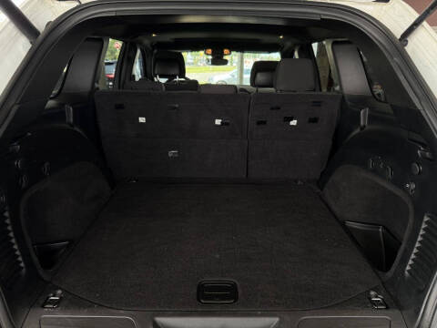 2019 Jeep Grand Cherokee Upland