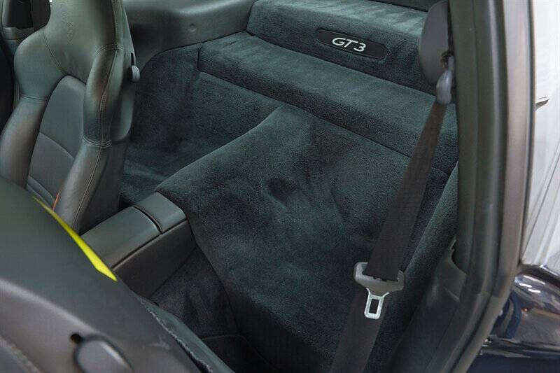 2004 Porsche 911 GT3