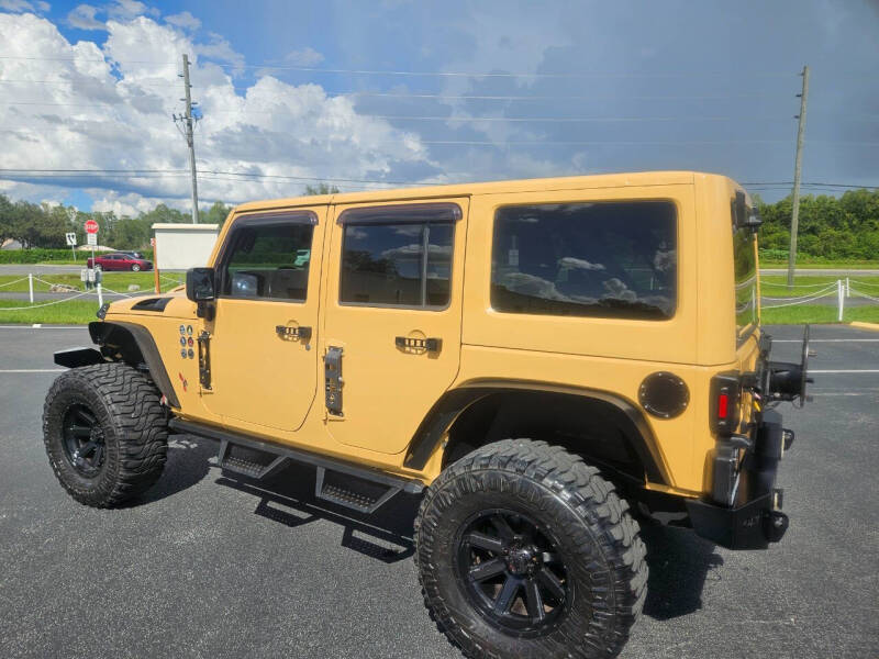 2014 Jeep Wrangler Unlimited Rubicon photo 27