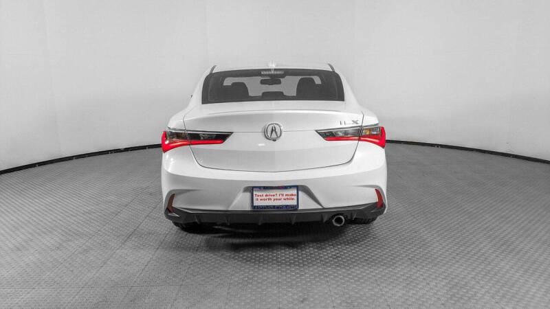 2022 Acura ILX w/Premium