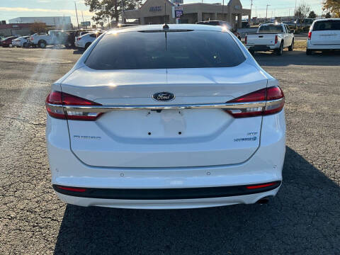 2017 Ford Fusion Hybrid SE