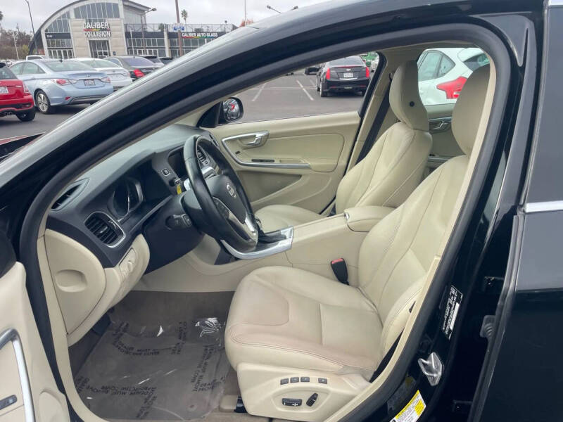 2015 Volvo S60 T5 Drive-E Premier