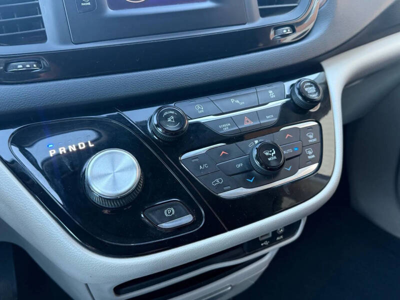 2017 Chrysler Pacifica