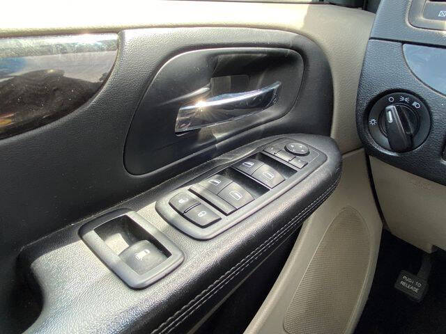 2013 Dodge Grand Caravan SE