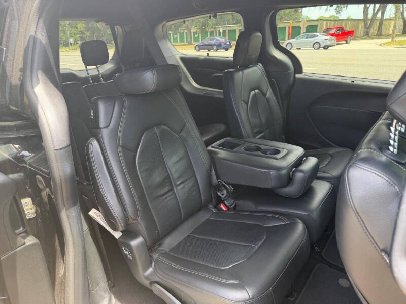 2018 Chrysler Pacifica Touring L